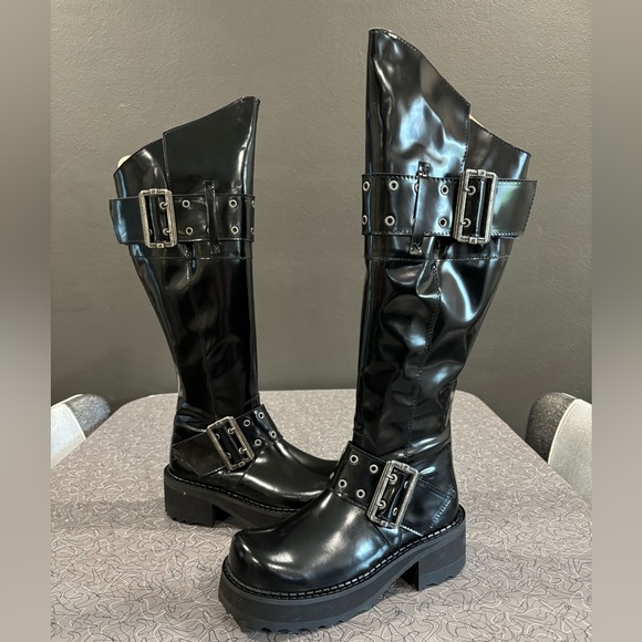 John Fluevog Shoes - John Fluevog MAXI Tall Boot Size 7 New in Box